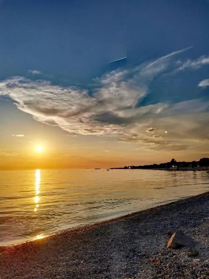 Apartment Andreas - Amphitheater With Free Parking- Pula Croacia