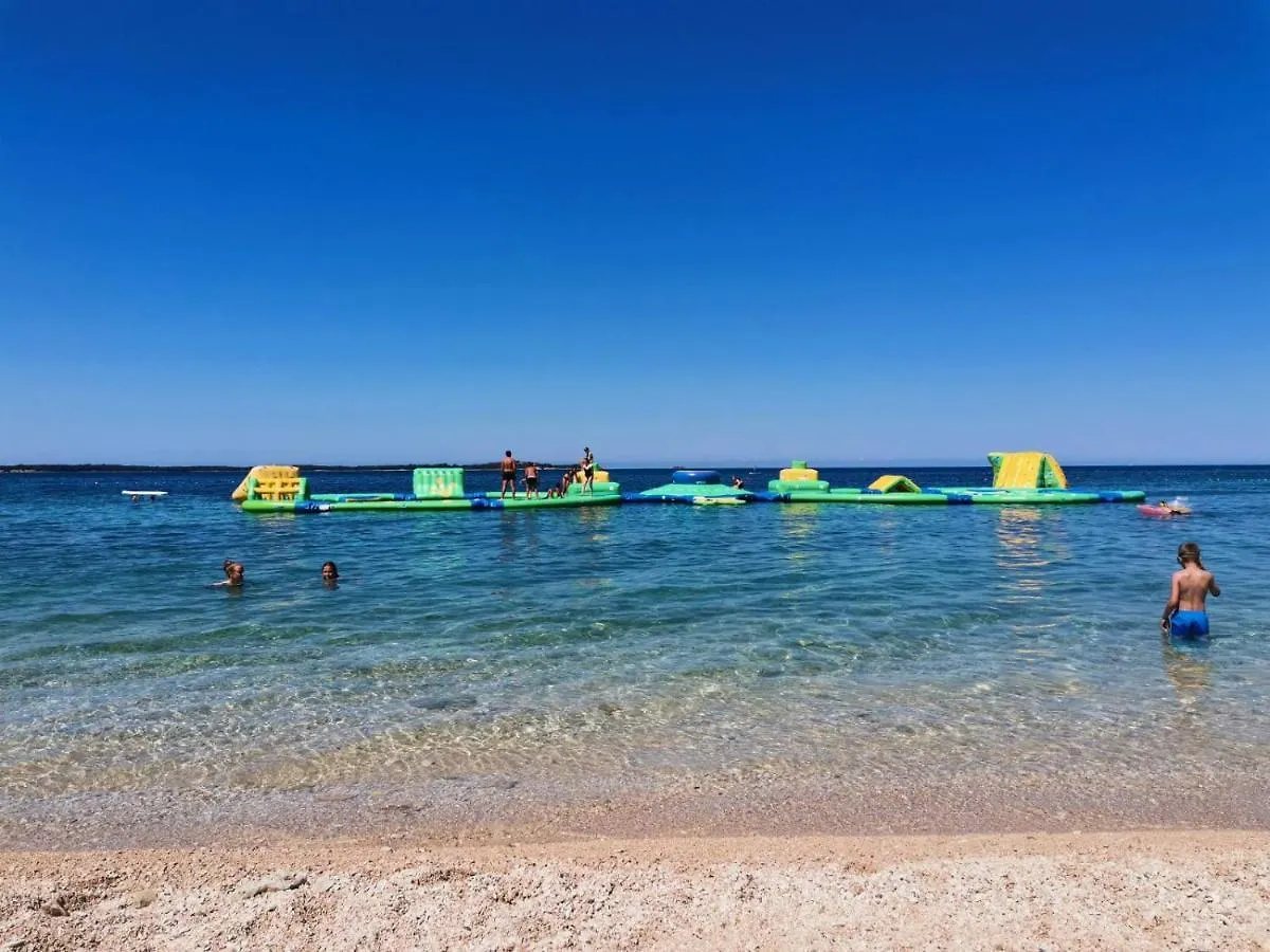 Apartment Andreas - Amphitheater With Free Parking- Pula Croacia