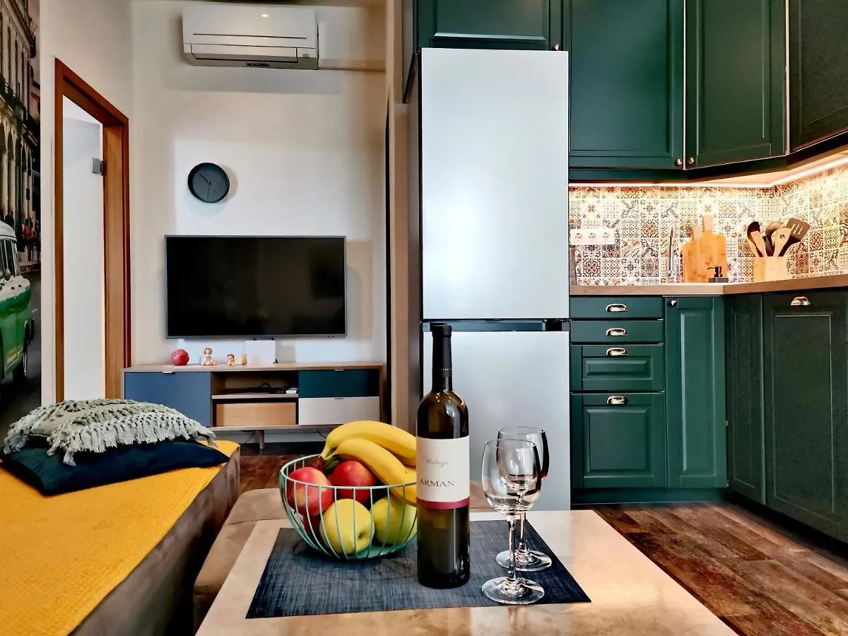 Apartment Andreas - Amphitheater With Free Parking- Pula