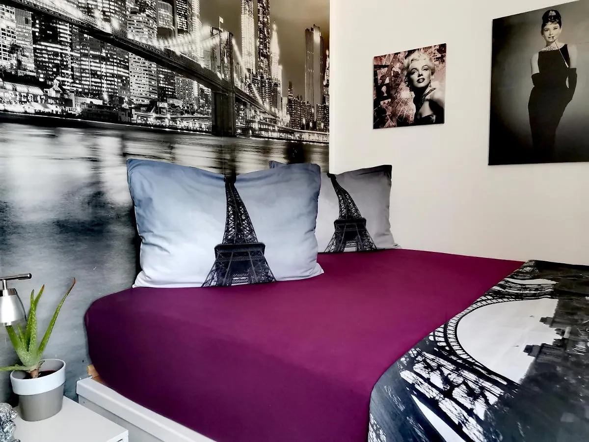 Apartment Andreas - Amphitheater With Free Parking- Pula Croacia